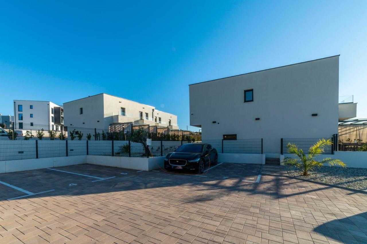 Pinna Residence - Vanga Пула Екстериор снимка